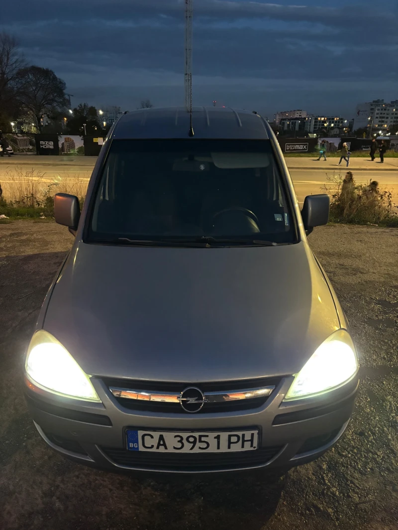 Opel Combo, снимка 5 - Автомобили и джипове - 52818555