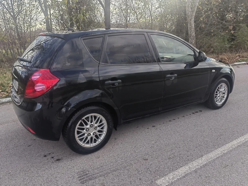 Kia Ceed 1.4i.Germany, снимка 8 - Автомобили и джипове - 52593026