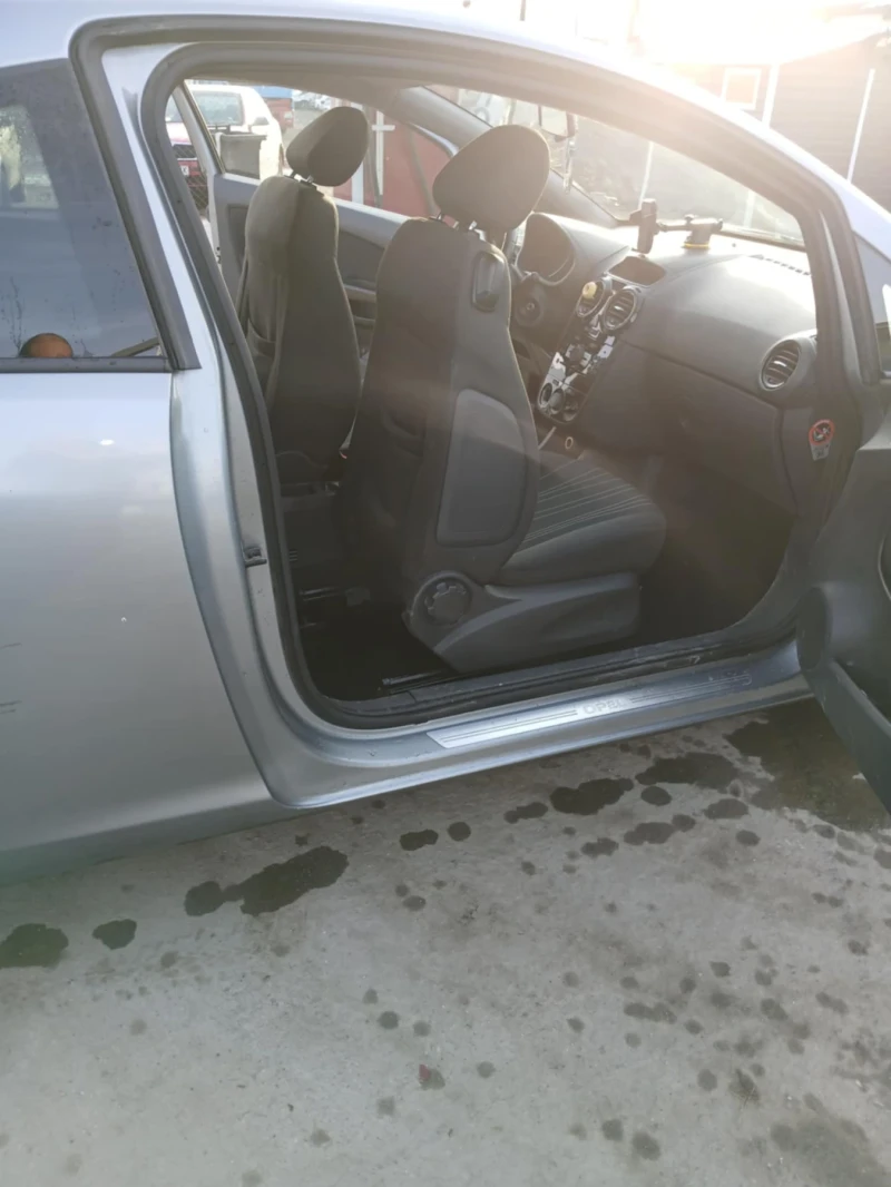 Opel Corsa 1, 2, снимка 12 - Автомобили и джипове - 52861990