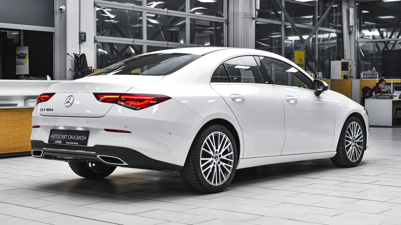 Mercedes-Benz CLA 180 d Coupe Progressive, снимка 6 - Автомобили и джипове - 53077737