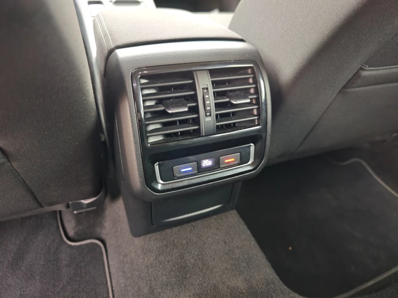 VW Passat 2.0TDl150k.s., снимка 13 - Автомобили и джипове - 53082177