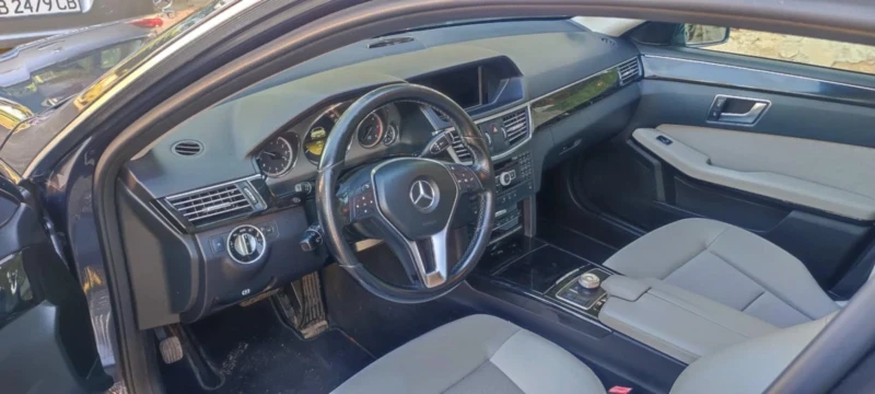 Mercedes-Benz E 200, снимка 3 - Автомобили и джипове - 53226018