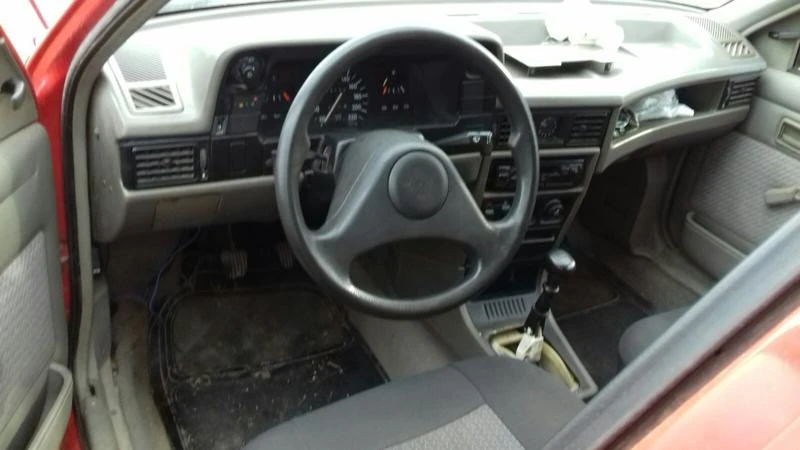 Opel Kadett 1.3, снимка 12 - Автомобили и джипове - 47203619