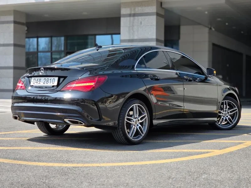 Mercedes-Benz CLA 2.5, снимка 4 - Автомобили и джипове - 54287835