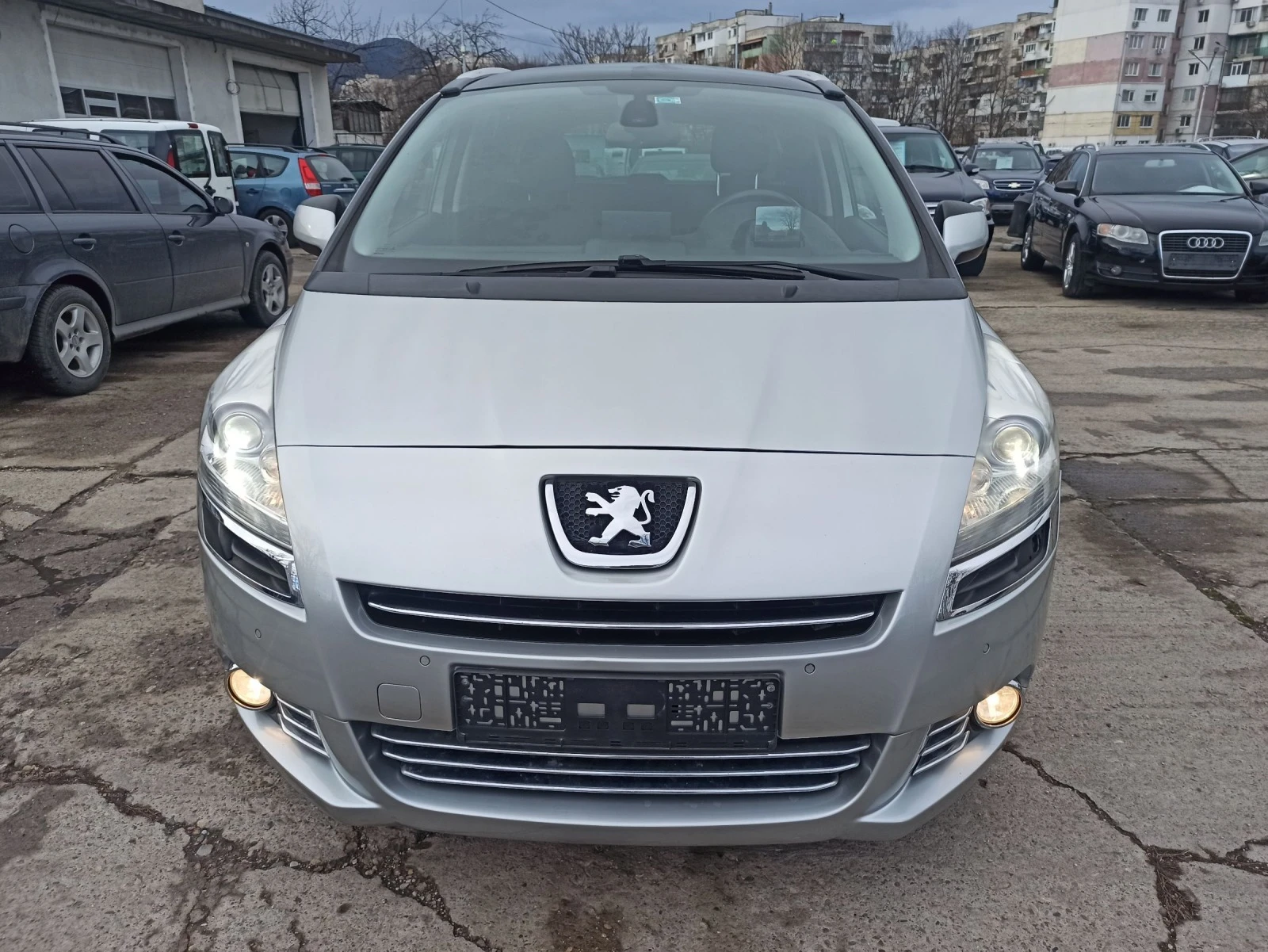 Peugeot 5008 1.6HDI - изображение 2