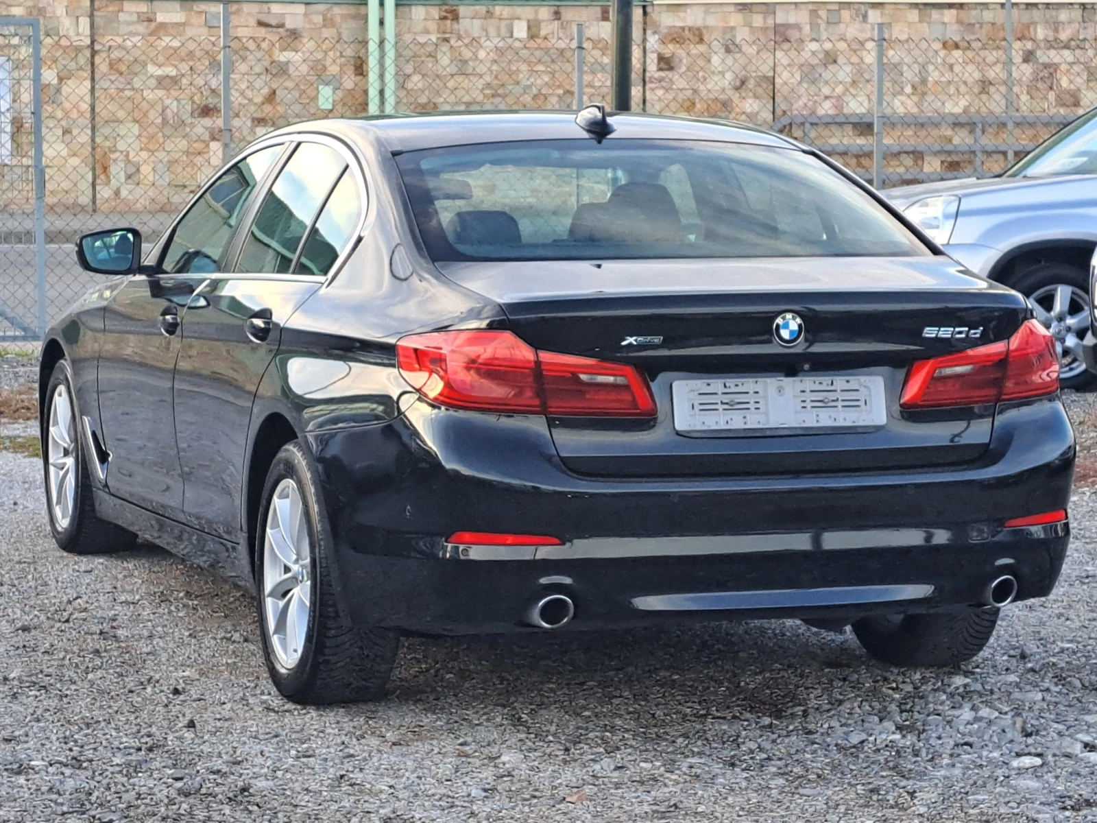 BMW 520 2.0 190кс Xdrive - изображение 4