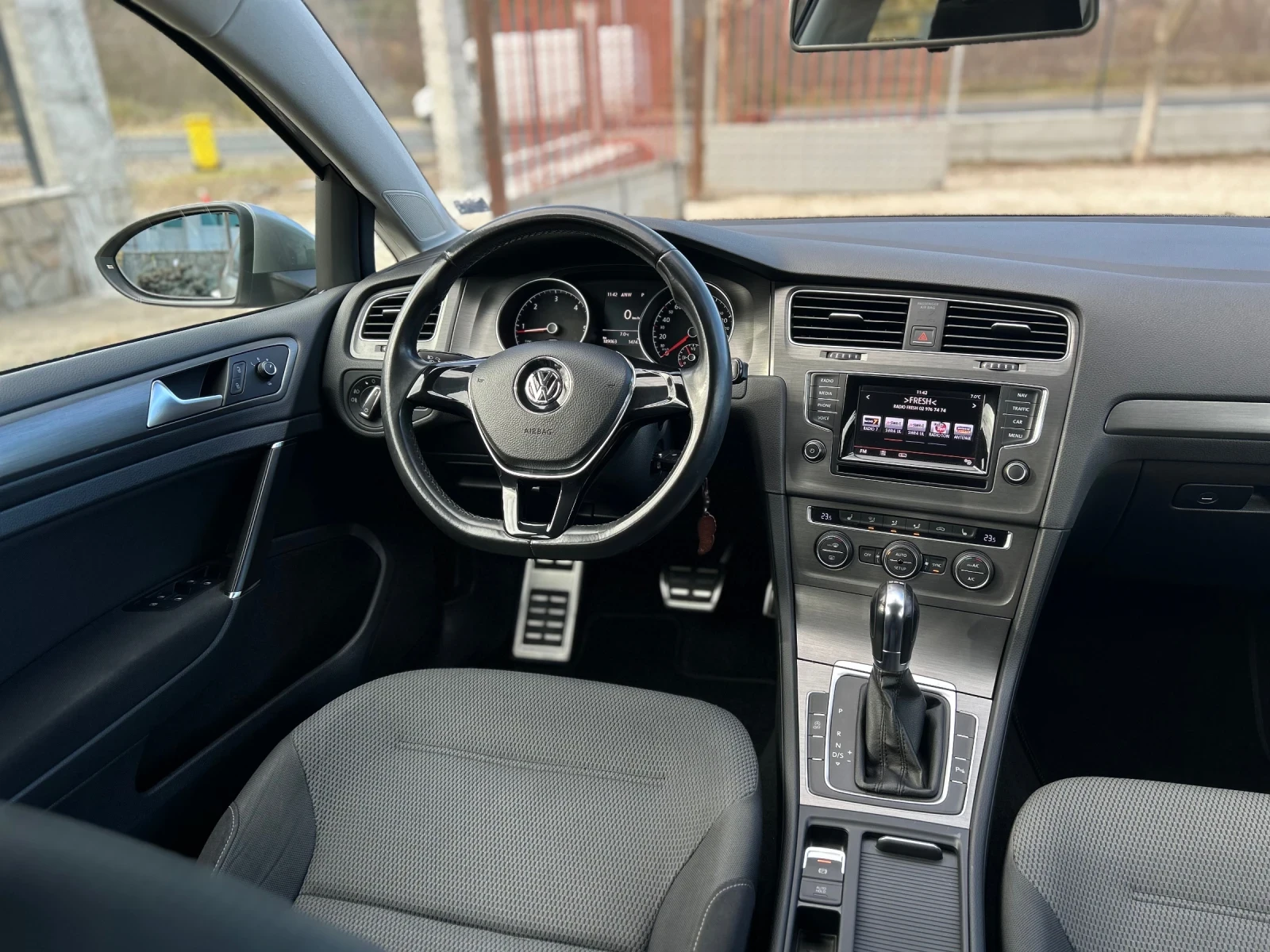 VW Golf 2.0TDI DSG Comfortline - изображение 7