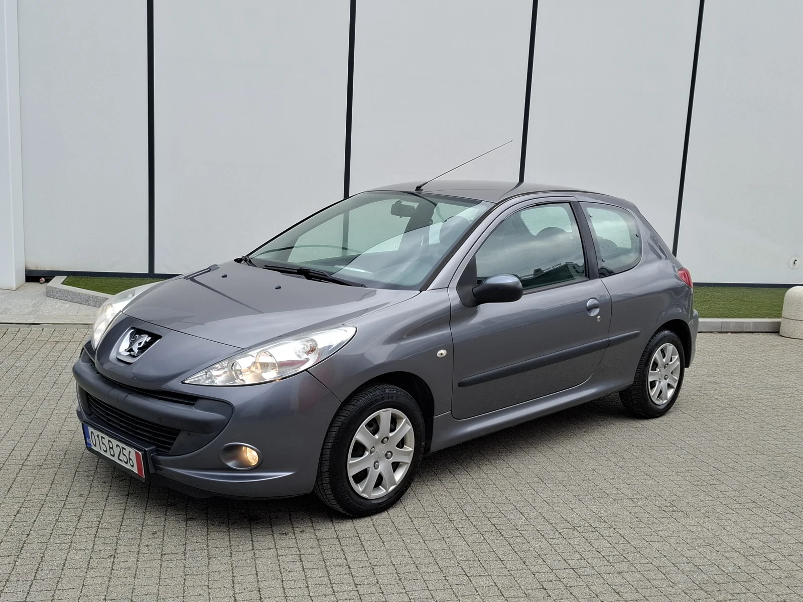 Peugeot 206 + 1.4i* (75кс)* * * FACELIFT* * НОВ ВНОС* * *  - изображение 3