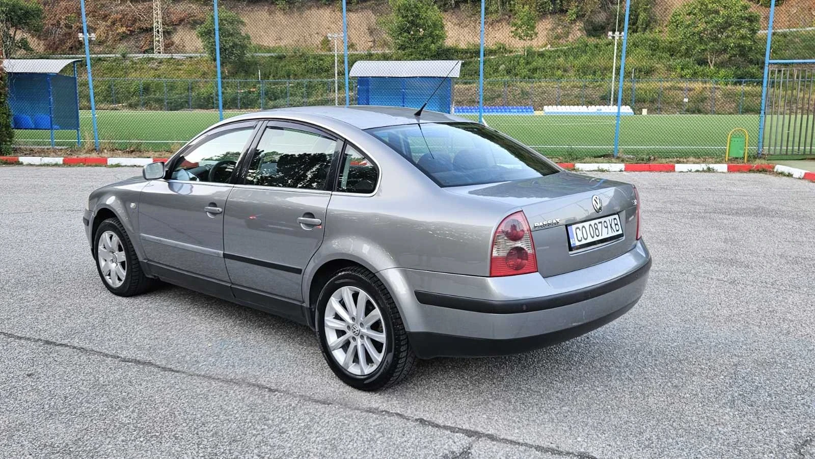 VW Passat  - изображение 7