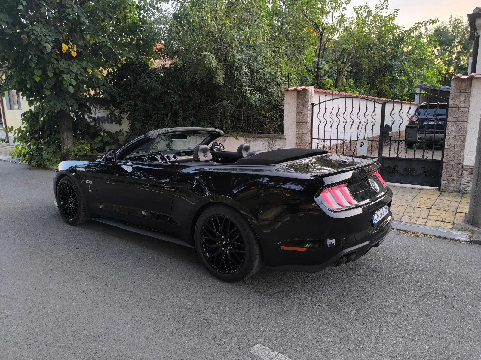 Ford Mustang  - изображение 8