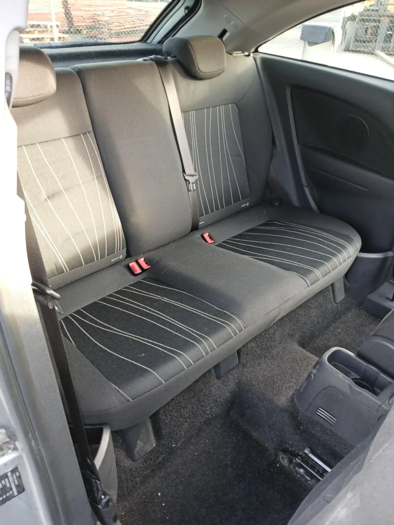 Opel Corsa 1, 2 - изображение 9