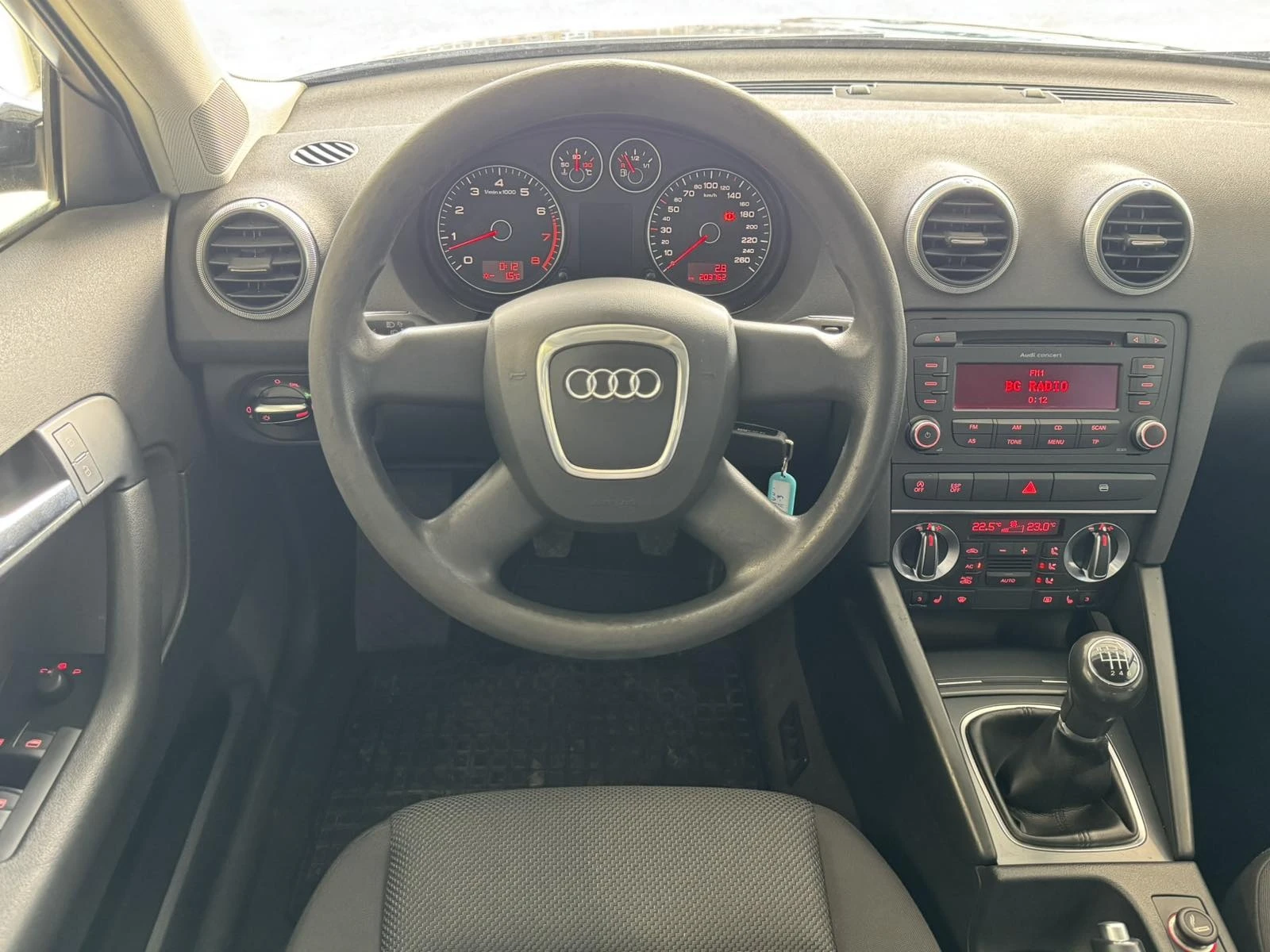 Audi A3 1.4TFSI FaceLift  - изображение 8