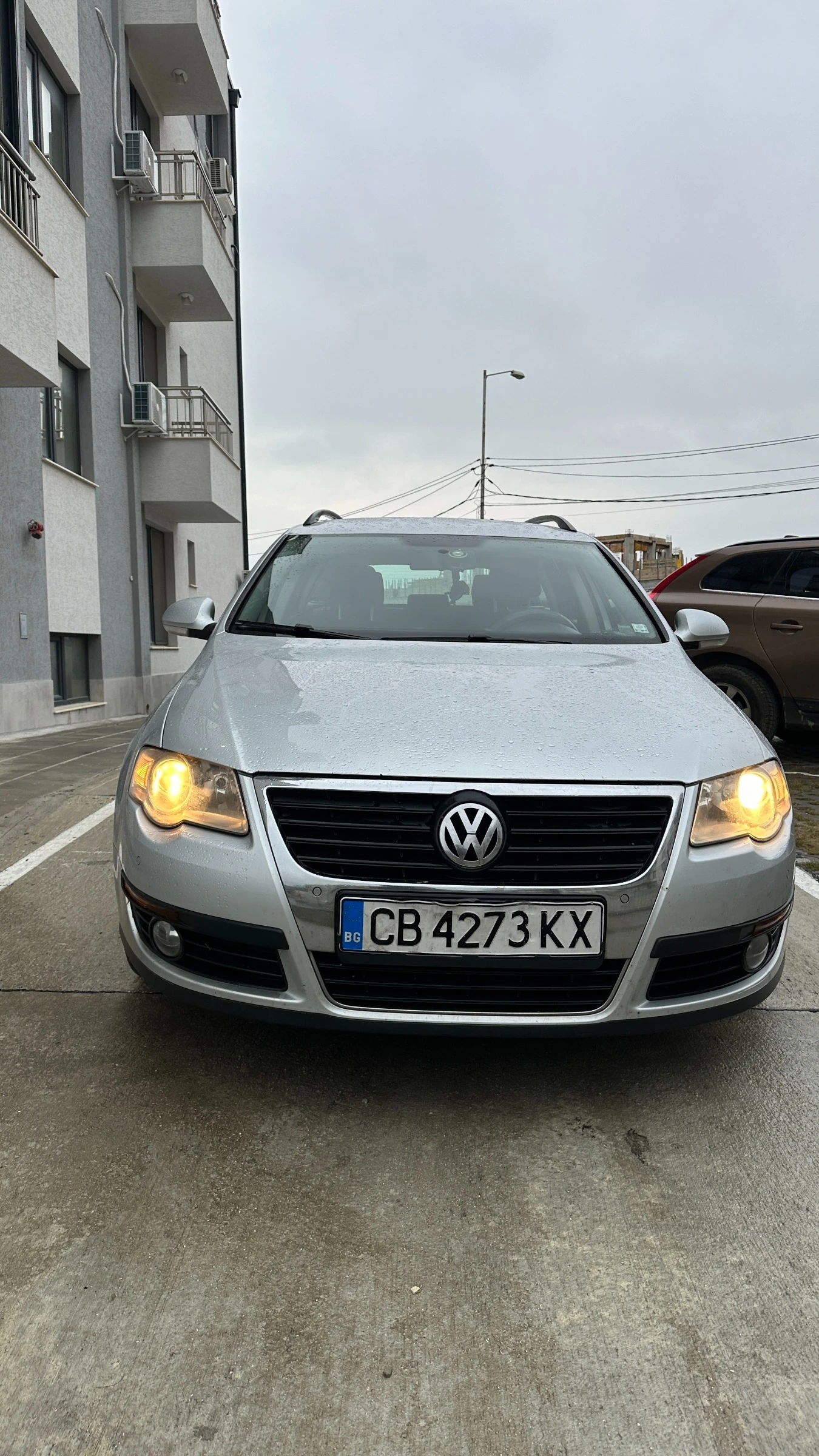 VW Passat 2.0 Diesel DSG, снимка 2 - Автомобили и джипове - 53694823