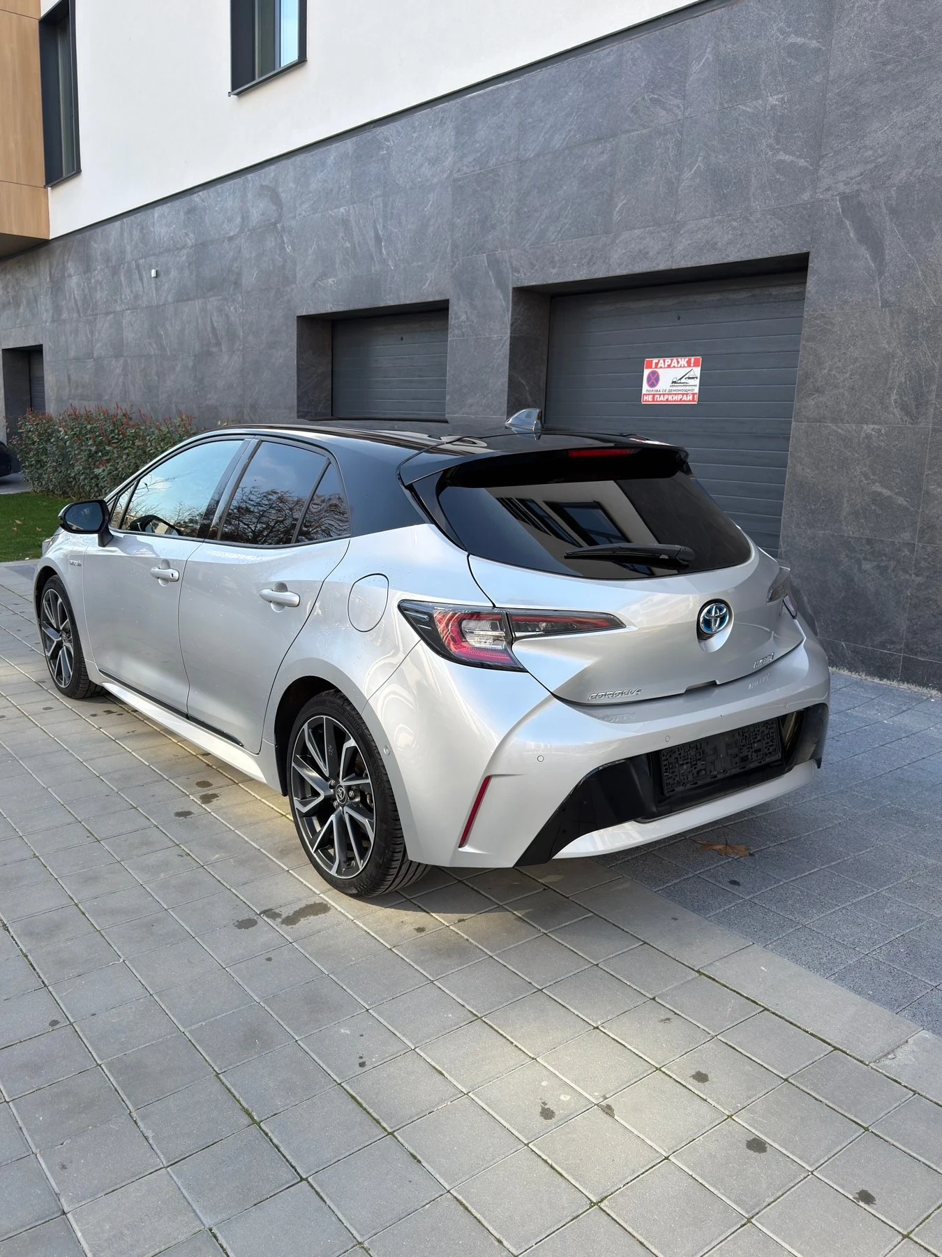 Toyota Corolla 1.8 122к.с COLLECTION BI-TONE - изображение 3