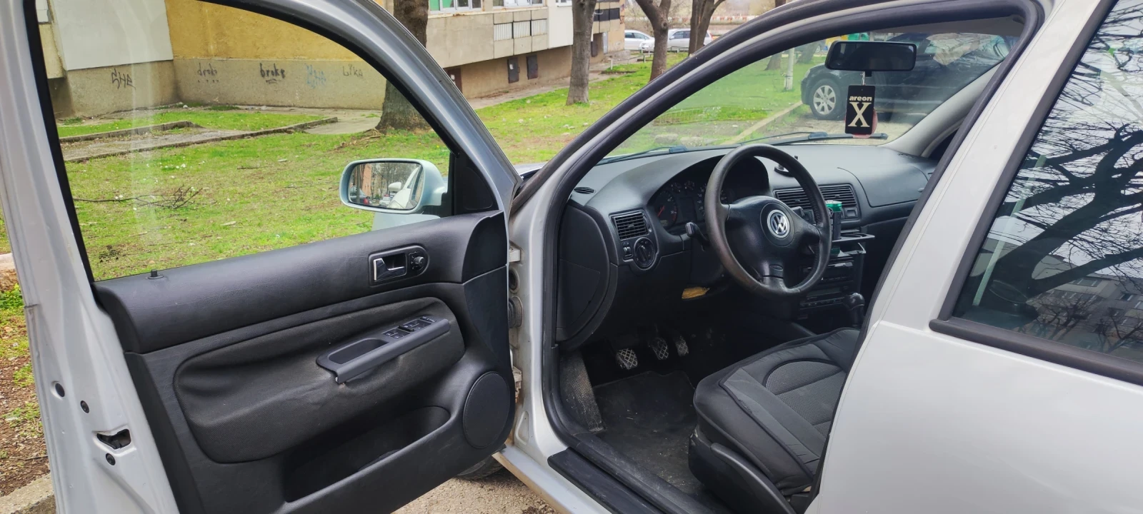 VW Golf, снимка 8 - Автомобили и джипове - 54033259