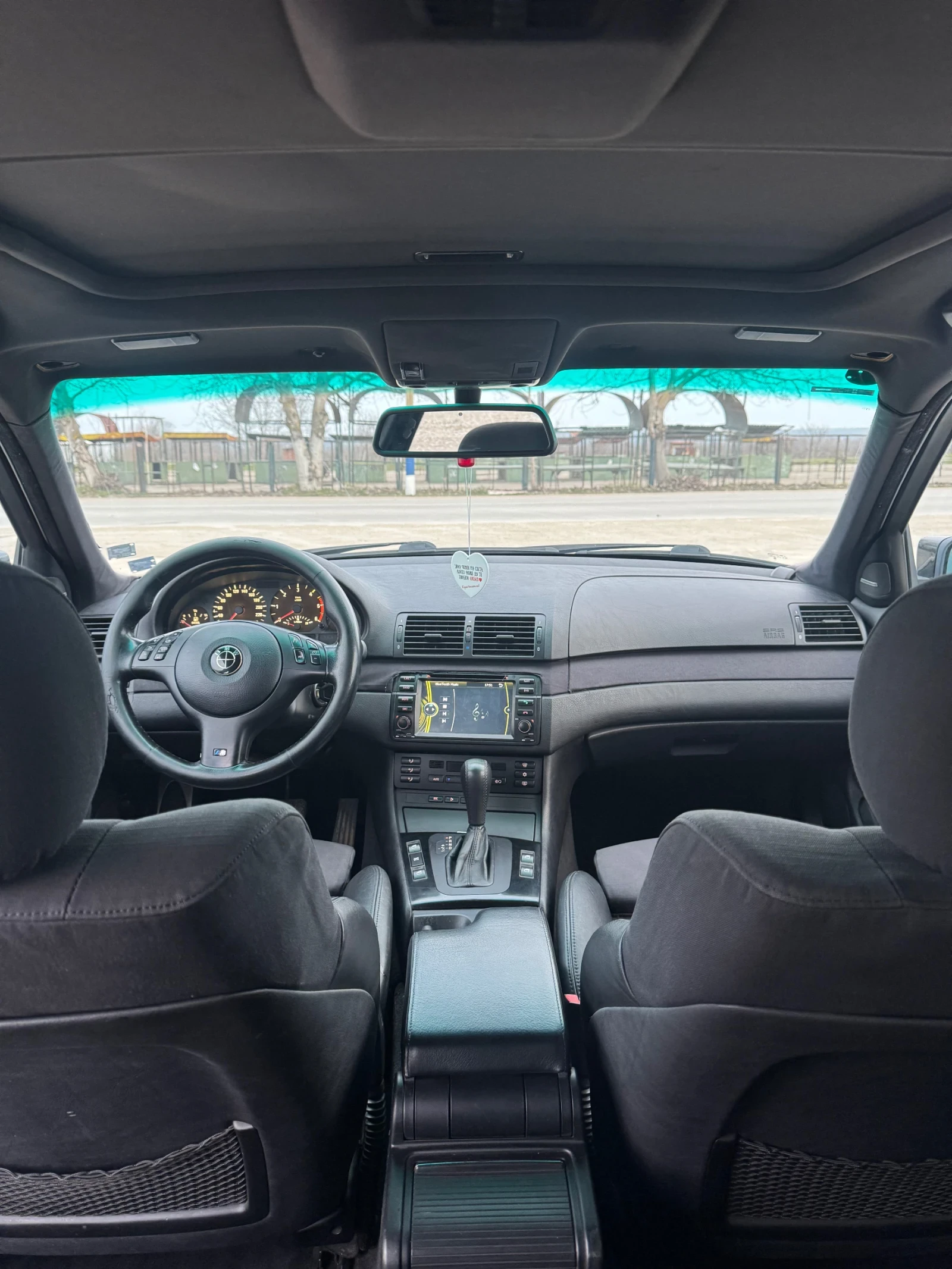 BMW 330, снимка 8 - Автомобили и джипове - 54057000