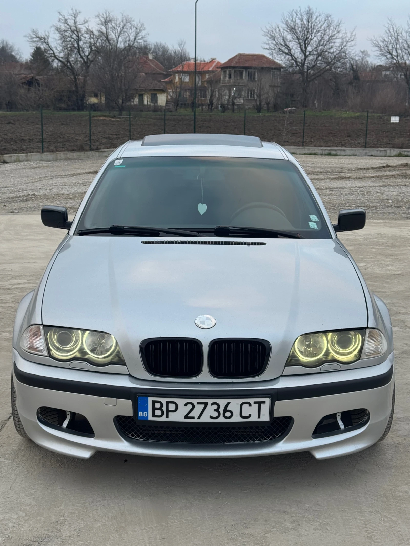 BMW 330, снимка 5 - Автомобили и джипове - 54057000