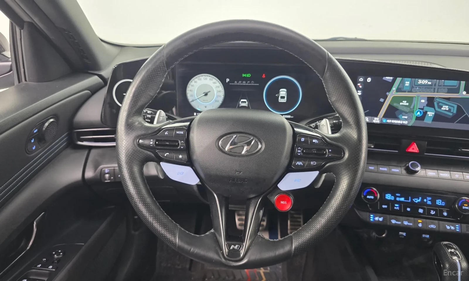 Hyundai Elantra, снимка 12 - Автомобили и джипове - 55188409
