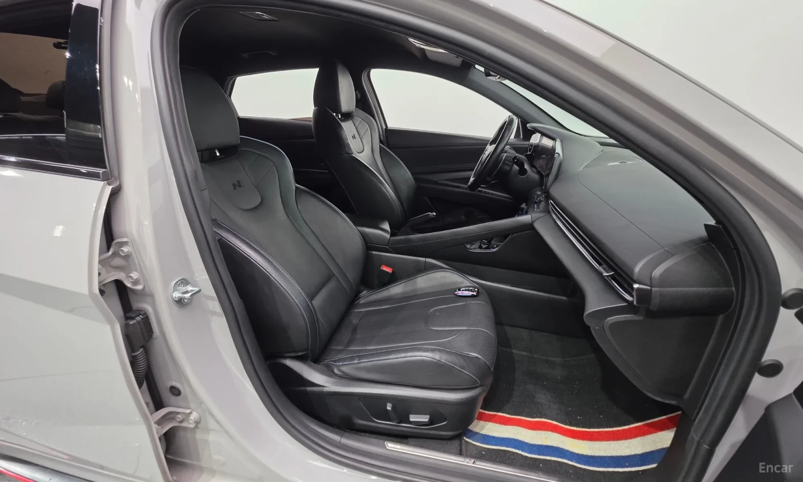 Hyundai Elantra, снимка 10 - Автомобили и джипове - 55188409