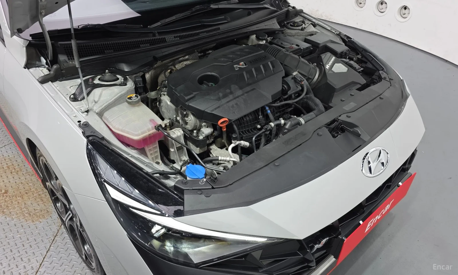 Hyundai Elantra, снимка 6 - Автомобили и джипове - 55188409