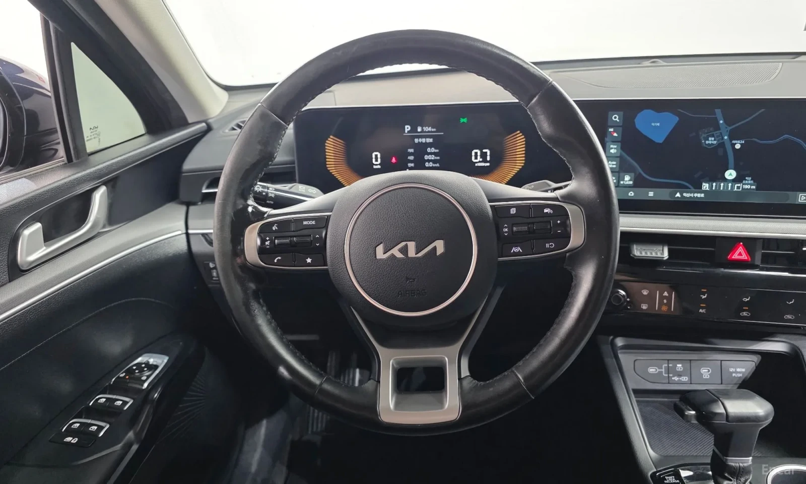 Kia K5, снимка 14 - Автомобили и джипове - 55217144
