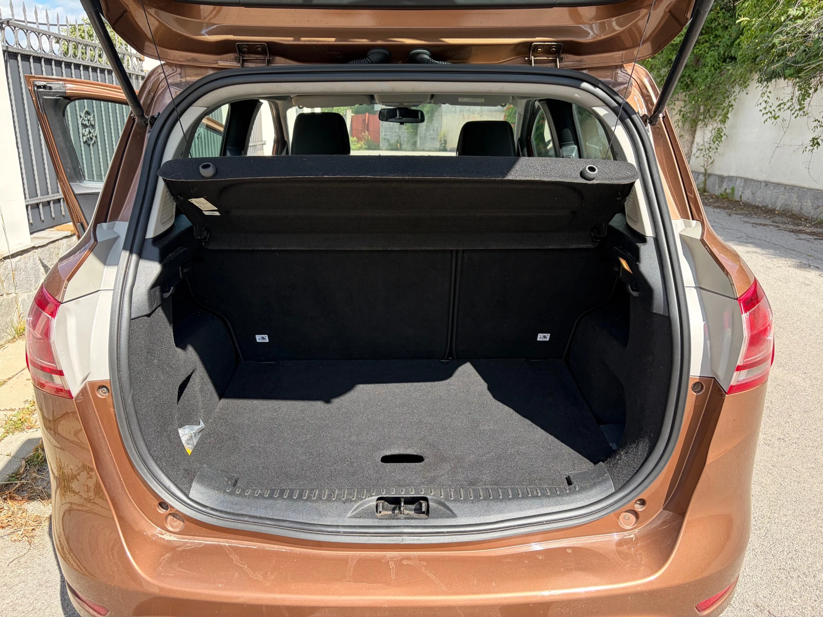 Ford B-Max 1.4i, снимка 17 - Автомобили и джипове - 55507770