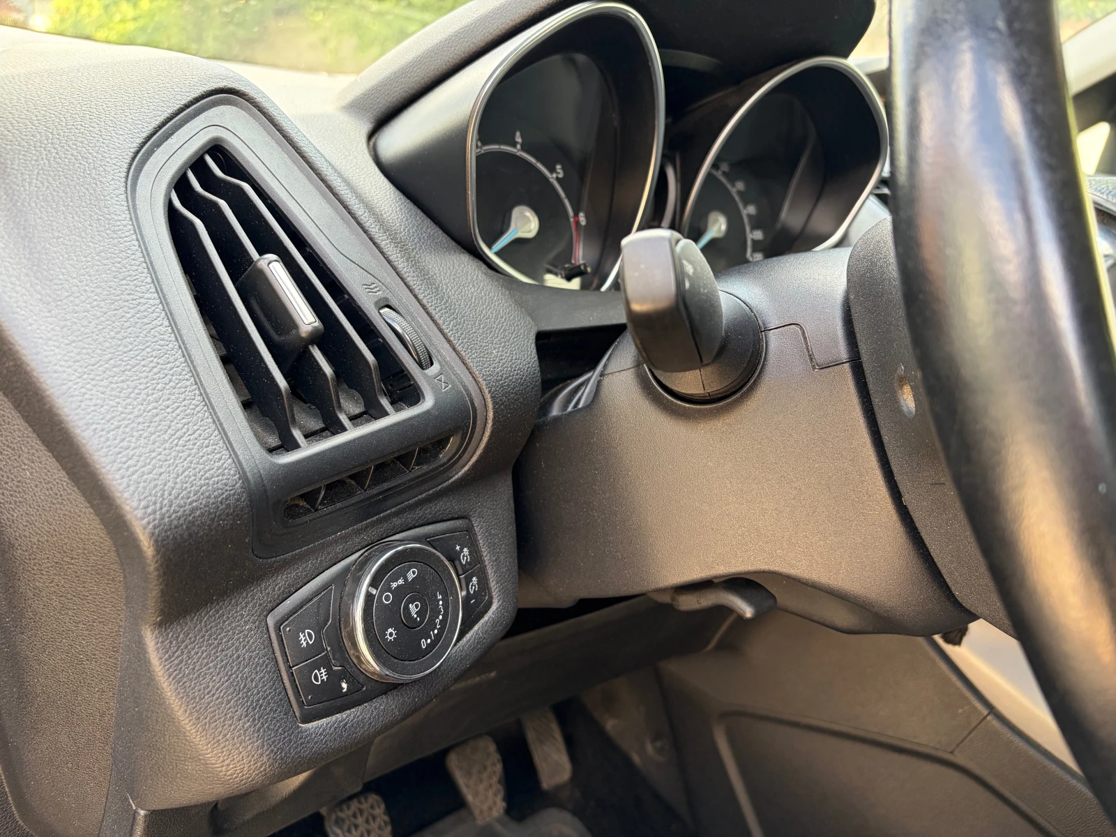 Ford B-Max 1.4i, снимка 10 - Автомобили и джипове - 55507770