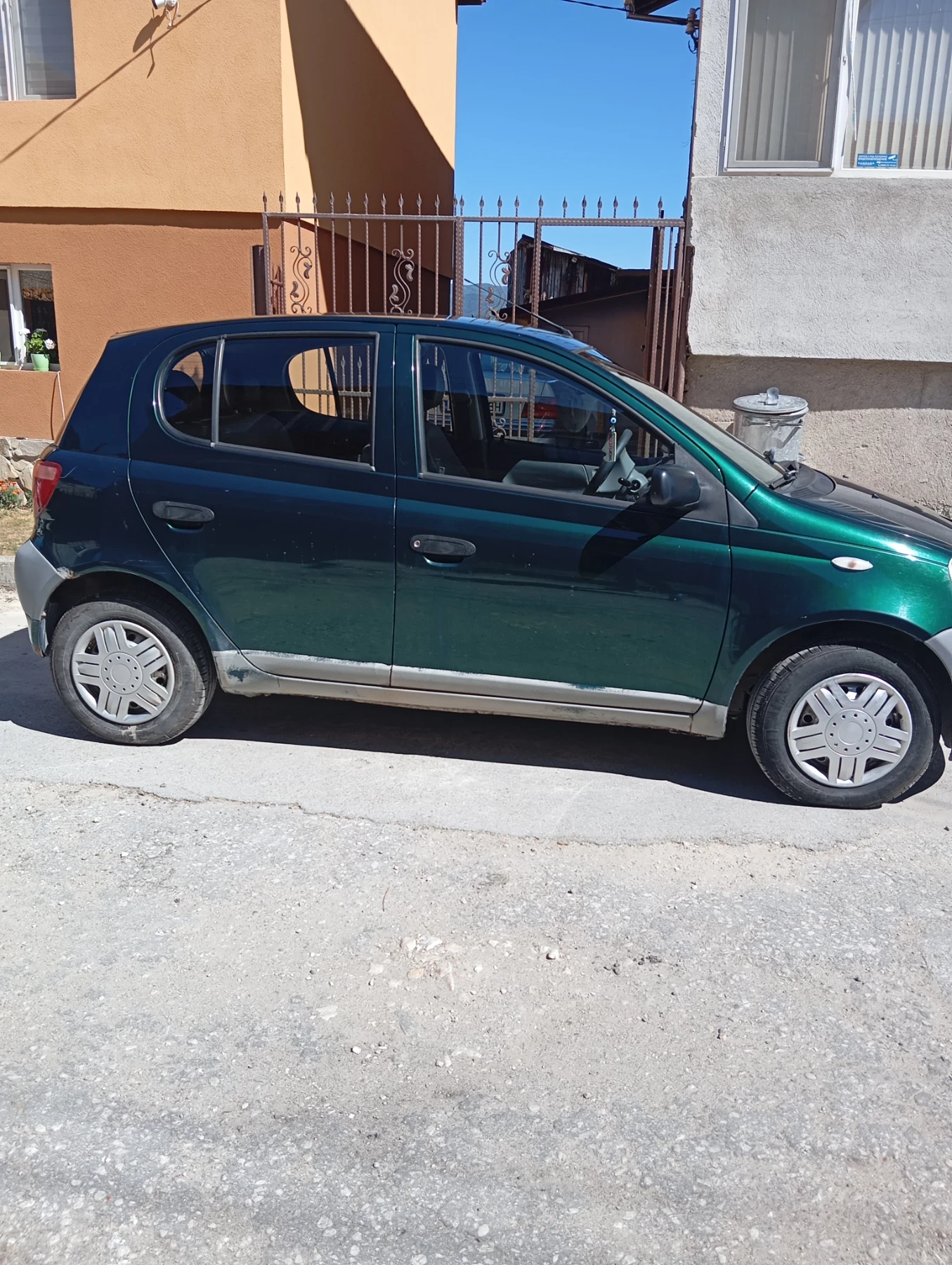 Toyota Yaris, снимка 3 - Автомобили и джипове - 55386253