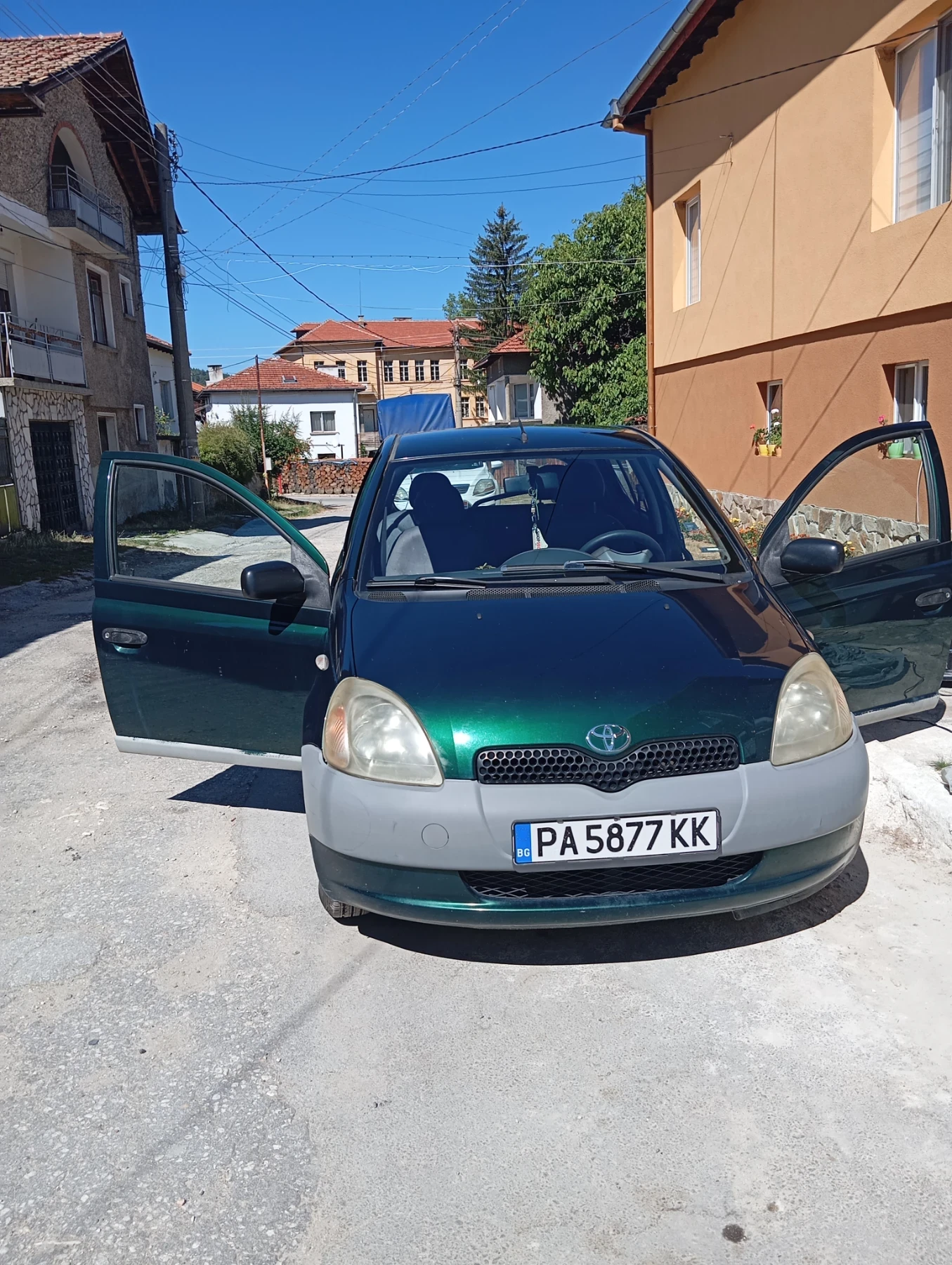 Toyota Yaris, снимка 6 - Автомобили и джипове - 55386253