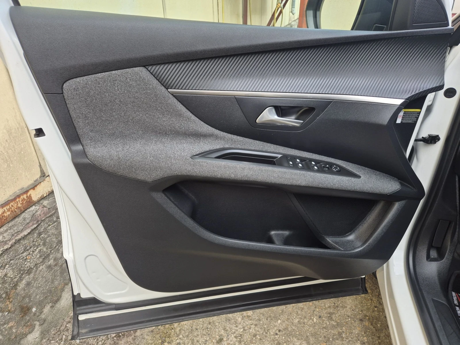 Peugeot 3008 3008, снимка 7 - Автомобили и джипове - 55736245