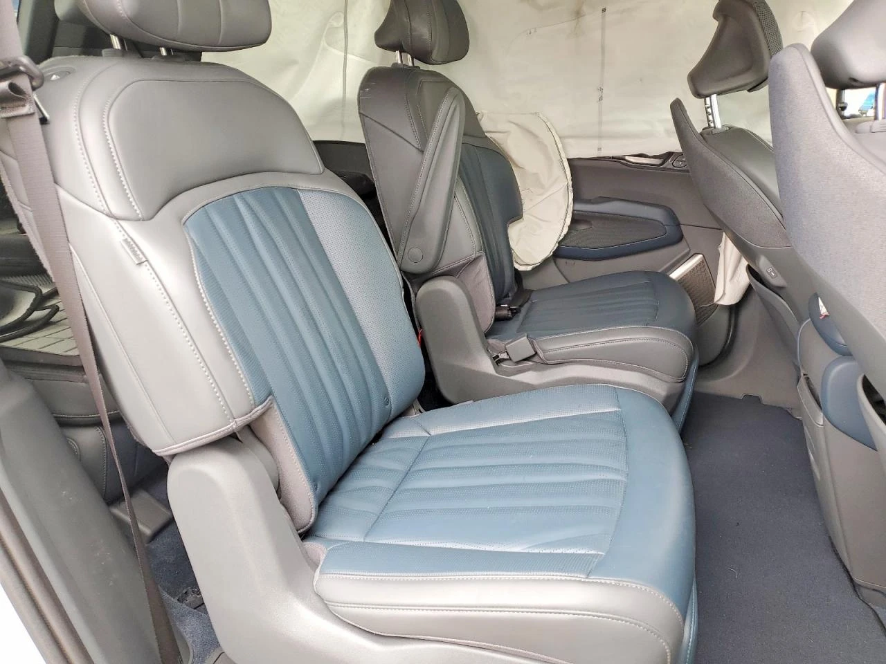Kia EV9 GT LINE AWD| DISTRONIC| HEAD UP| ���� | Mobile.bg � ����������� 11