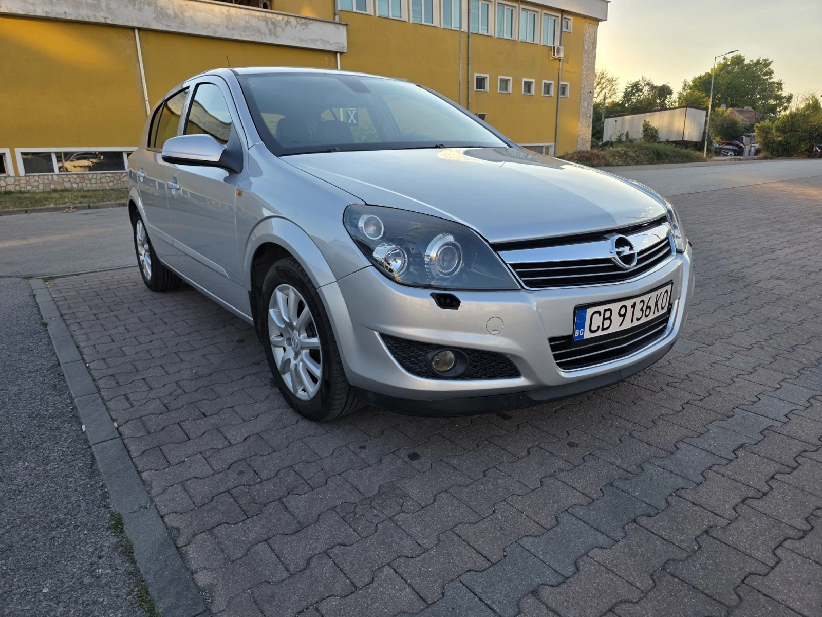 Opel Astra 1.9 cdti 6 степенен автомат