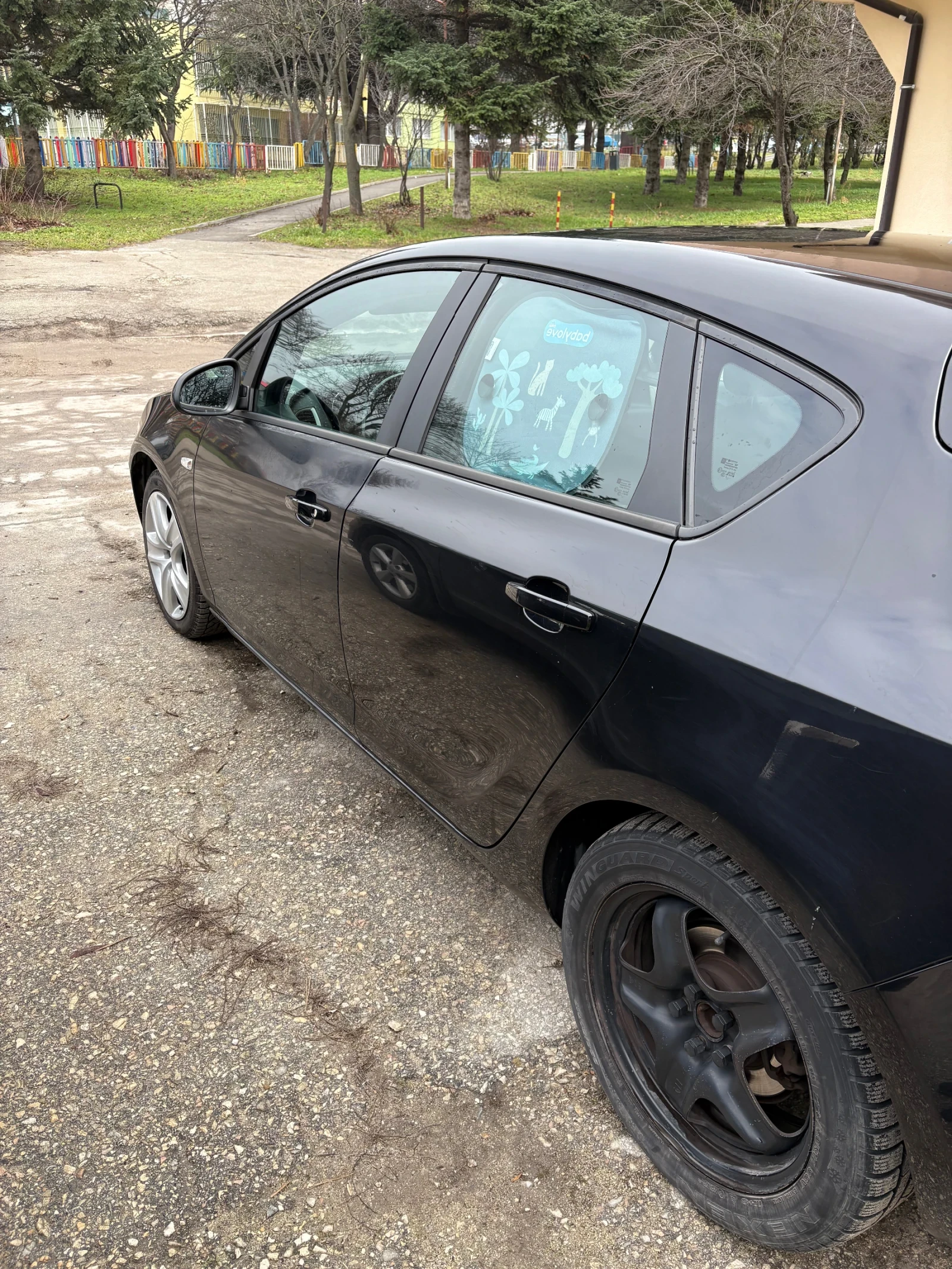 Opel Astra Astra J 1.4 с газова уредба ЕВРО 5А, снимка 4 - Автомобили и джипове - 56220026