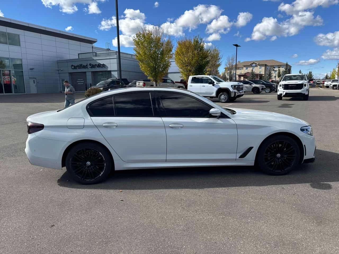 BMW 530 * 530i xDrive * CARFAX * , снимка 3 - Автомобили и джипове - 56300532