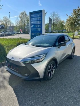 Toyota C-HR 2.0 Hybrid 197  .     | Mobile.bg    2