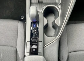 Toyota C-HR 2.0 Hybrid 197  .     | Mobile.bg    15