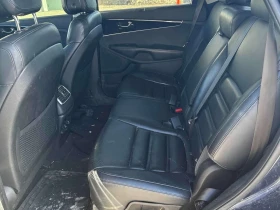 Kia Sorento * 3.3L * PANO* KEYLES* ПОДГРЕВ*  - 9000 € / 17602.47 лв. - 86004279 12