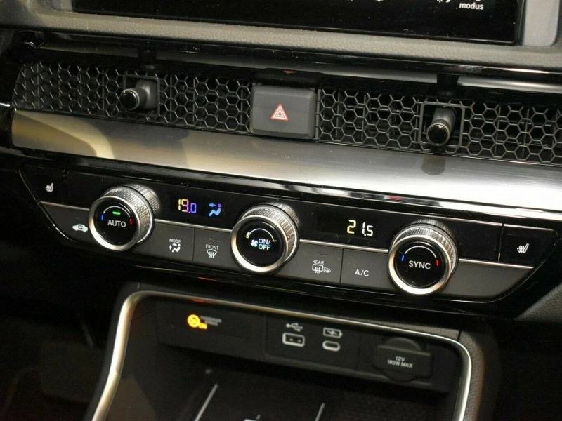 Honda Cr-v * HEV* ELEGANCE* AWD* DISTR* PANO* LED* CAM* , снимка 6 - Автомобили и джипове - 50189738