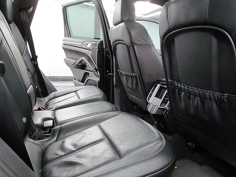 Porsche Cayenne PANORAMA/ПОДГРЕВ ОБДУХВАНЕ ГЕРМАНИЯ СОБСТВЕН ЛИ-Г, снимка 9 - Автомобили и джипове - 51420064