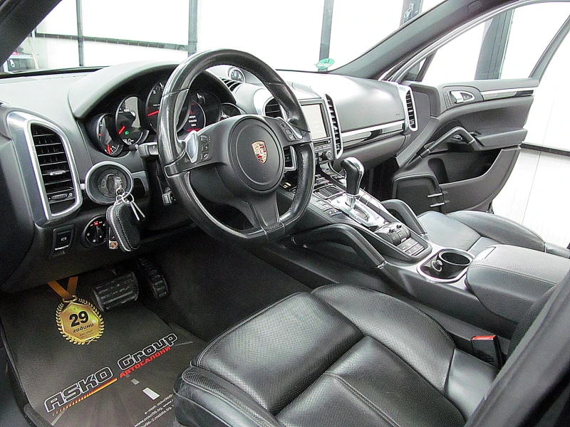 Porsche Cayenne PANORAMA/ПОДГРЕВ ОБДУХВАНЕ ГЕРМАНИЯ СОБСТВЕН ЛИ-Г, снимка 12 - Автомобили и джипове - 51420064