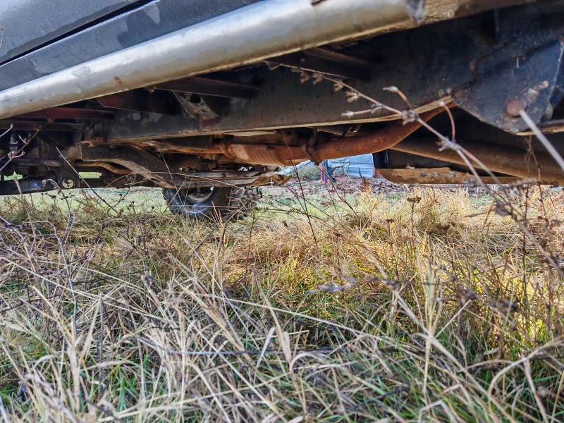 Toyota 4runner С твърд премахваем таван, 1ва Генерация, снимка 9 - Автомобили и джипове - 52351890