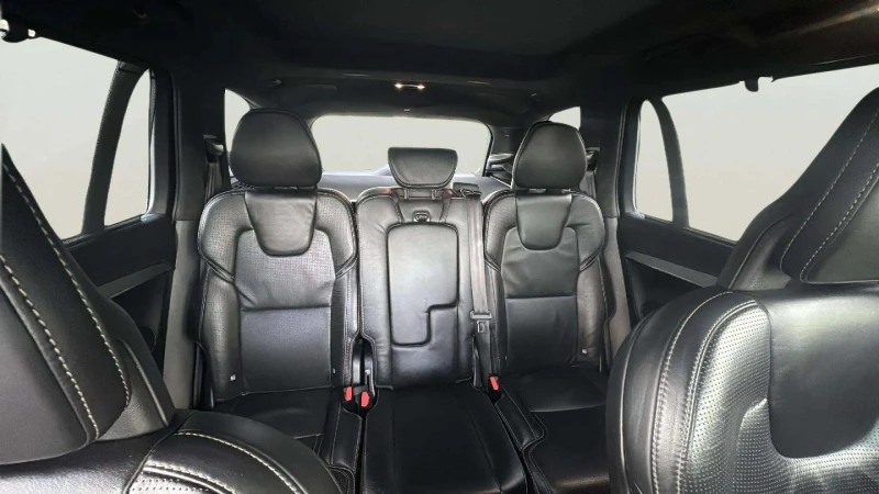Volvo Xc90 2.0L T6, снимка 15 - Автомобили и джипове - 53225975