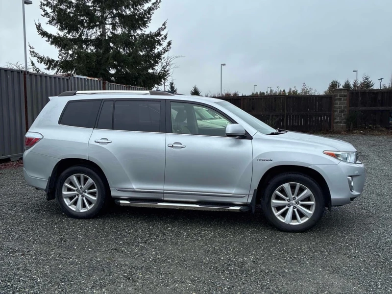 Toyota Highlander * Limited * Bluetooth* KEYLEESS* ЕЛ.СЕД* , снимка 3 - Автомобили и джипове - 53332585