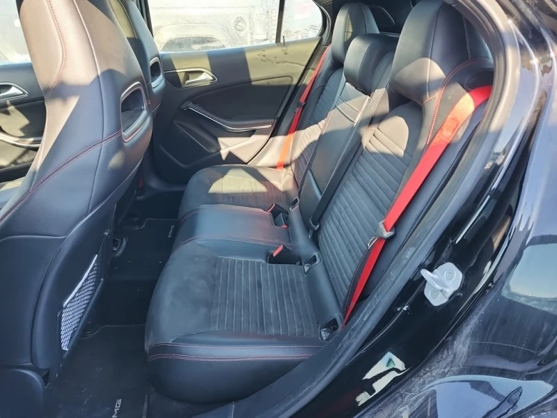 Mercedes-Benz GLA 45 AMG AREO / ПОДГРЕВ / ПАНОРАМА / ОТ ПРЕДСТАВИТЕЛСТВО, снимка 13 - Автомобили и джипове - 53345029