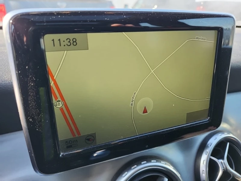 Mercedes-Benz GLA 45 AMG AREO / ПОДГРЕВ / ПАНОРАМА / ОТ ПРЕДСТАВИТЕЛСТВО, снимка 10 - Автомобили и джипове - 53345029