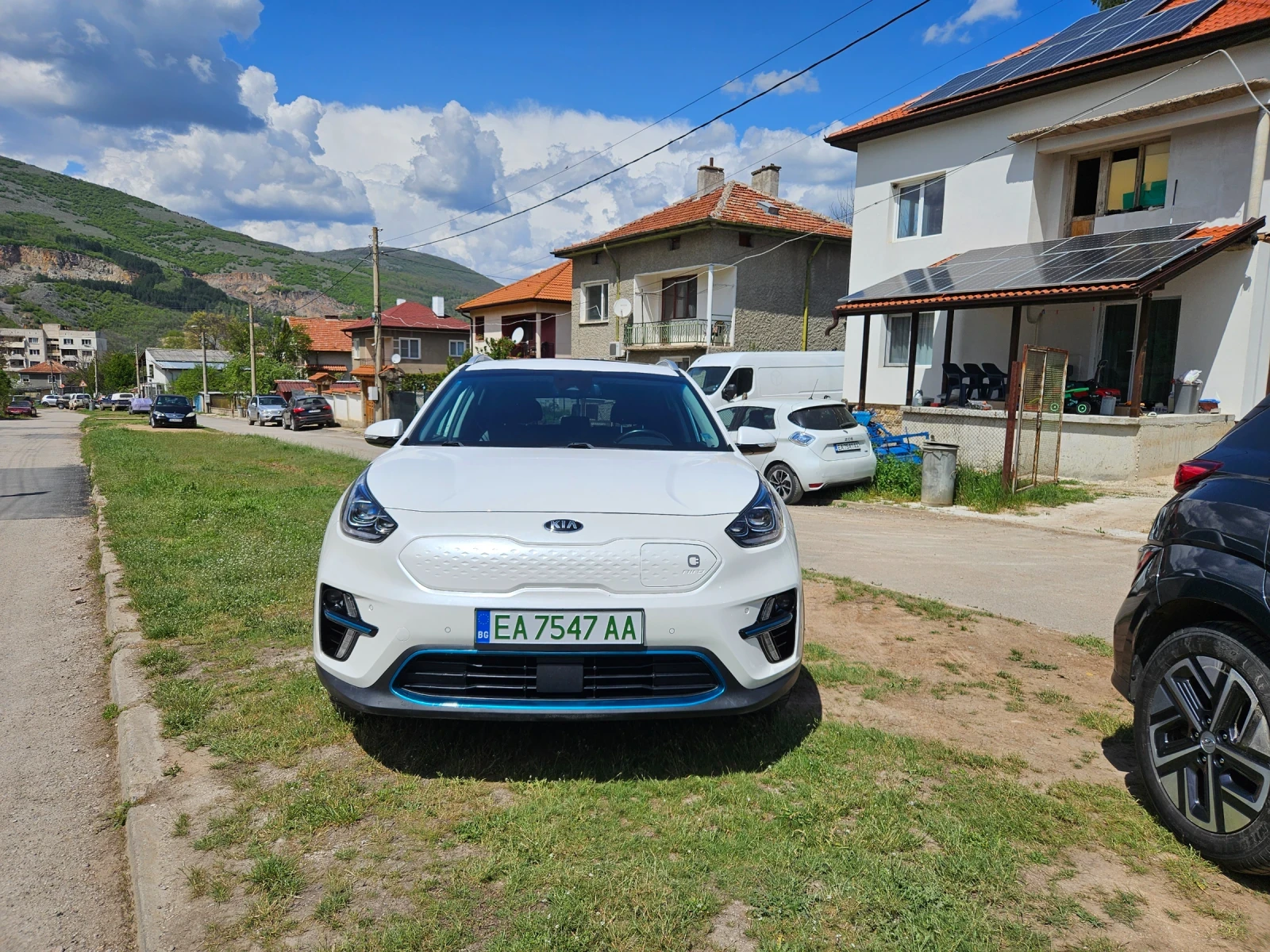 Kia Niro 64kwh premium - изображение 2