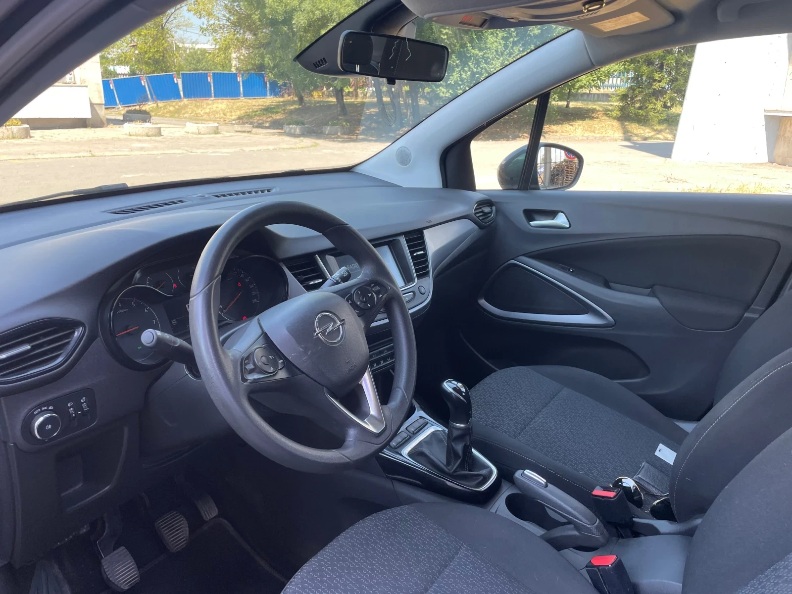 Opel Crossland X 1.2i 64000 км!!! Нов!! - изображение 6