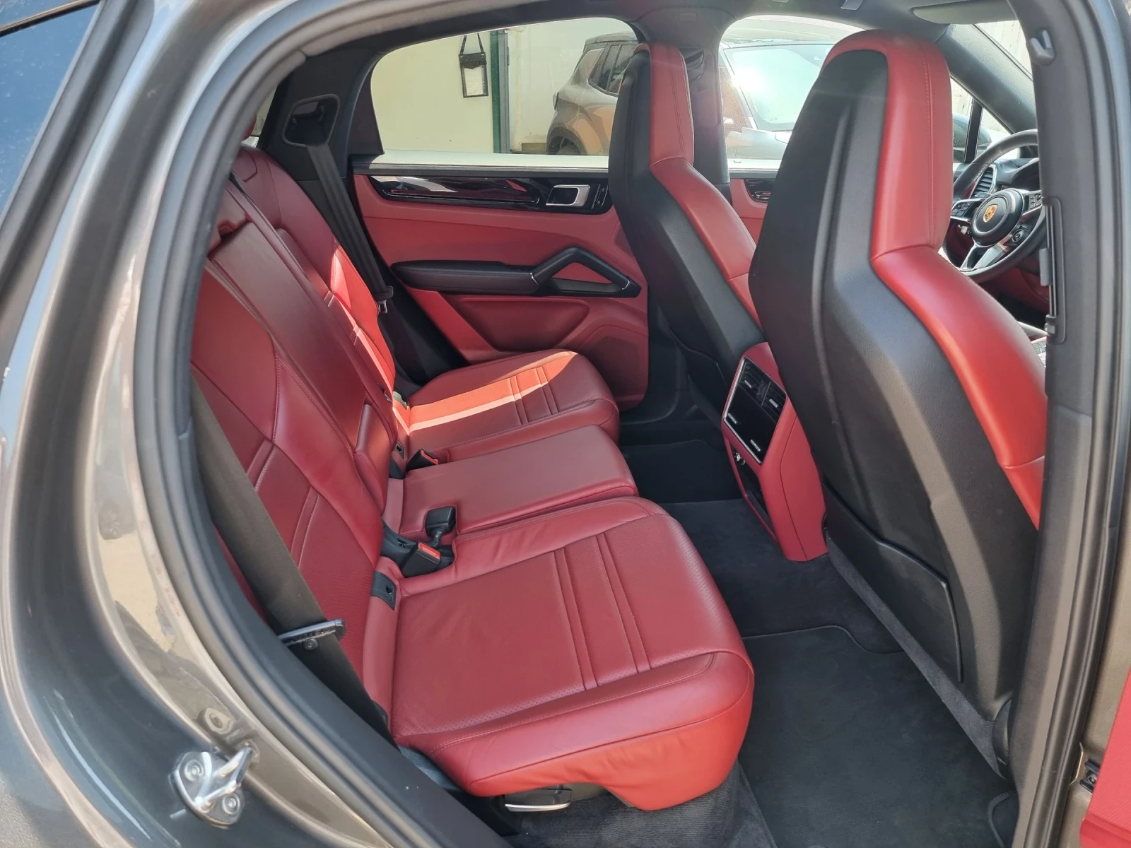 Porsche Cayenne Plug-in hybrid Coupe | Mobile.bg   9