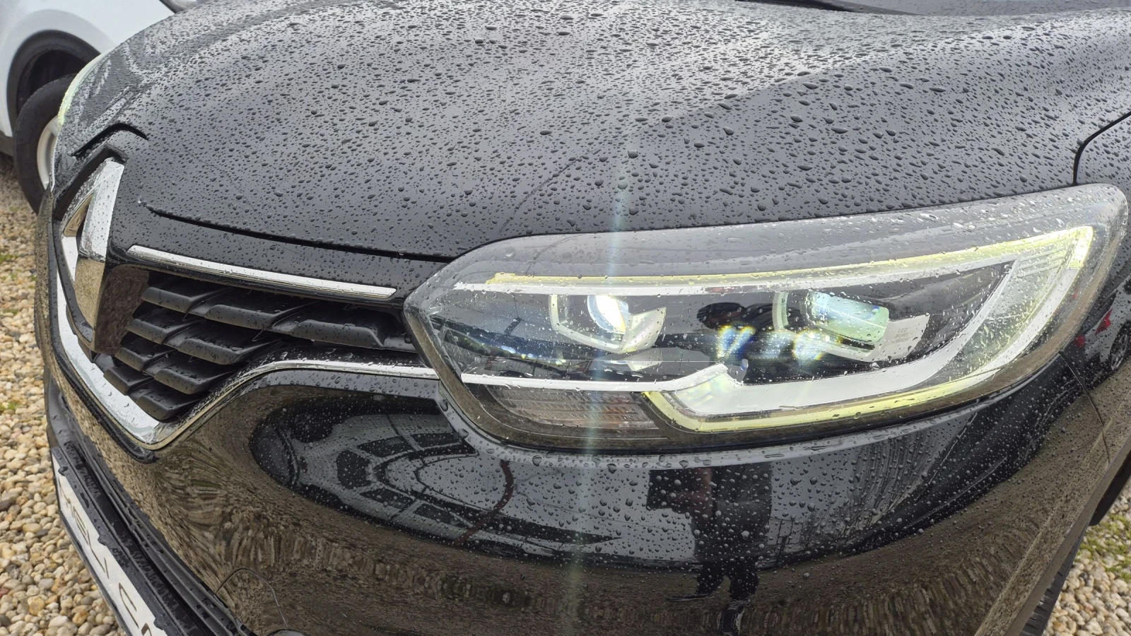 Renault Kadjar 1.5DCI FULL EDITION НАВИ КАМЕРА КОЖА ВИДЕО ЛИЗИНГ , снимка 16 - Автомобили и джипове - 53927479