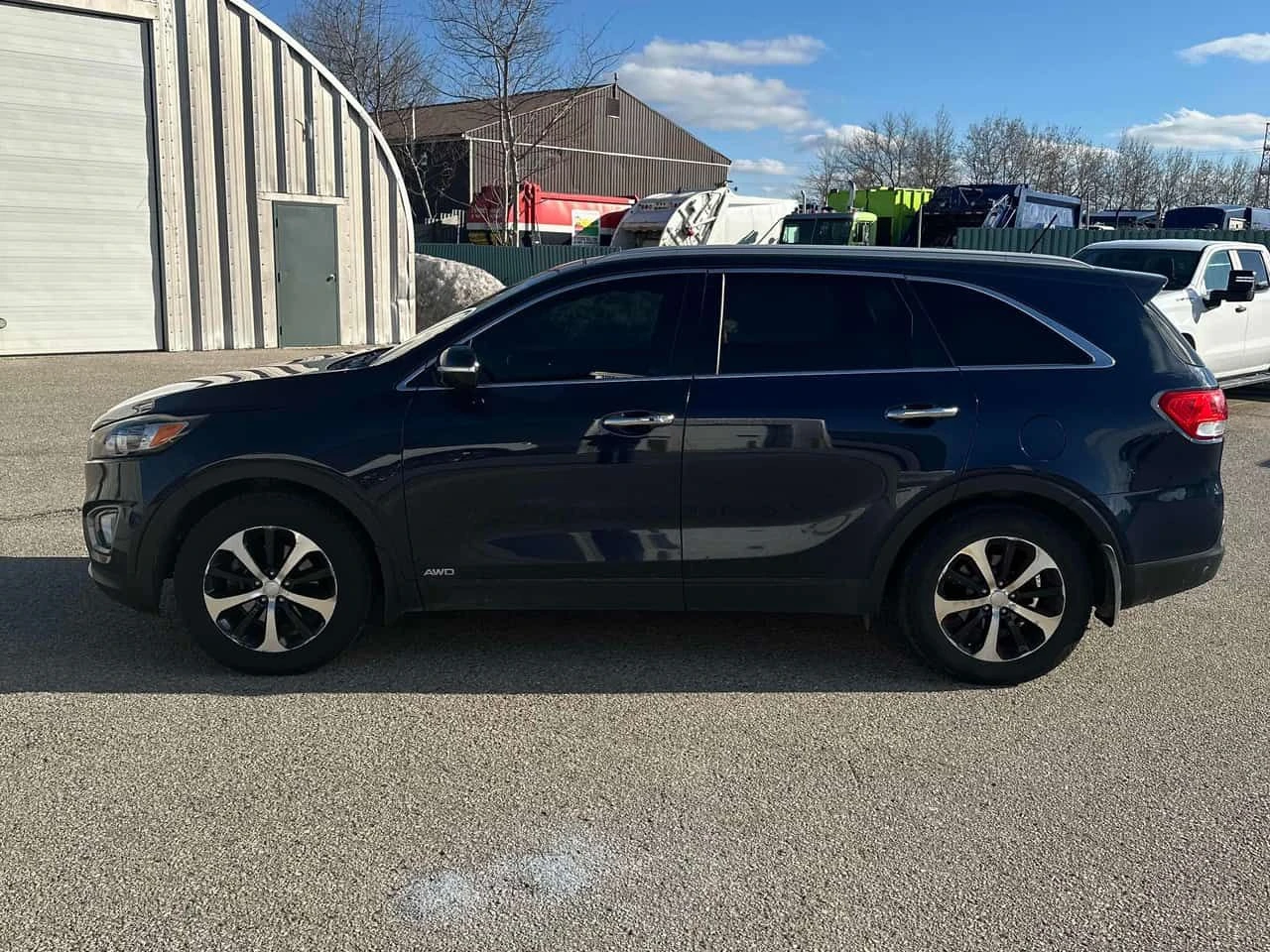 Kia Sorento * 3.3L * PANO* KEYLES* �������*  | Mobile.bg � ����������� 2